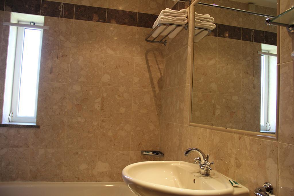 Hotel Ulveira Oliveira de Frades Экстерьер фото
